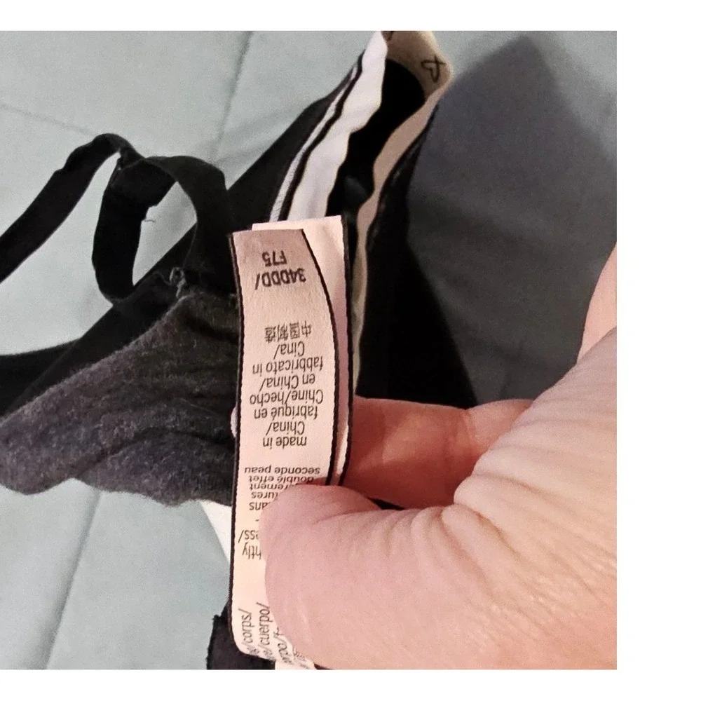 Victoria's Secret Wireless Logo Band T-Shirt Bra Gray 34DDD F75